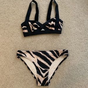 H&M Bikini Set Swimsuit Animal Print Sz XS